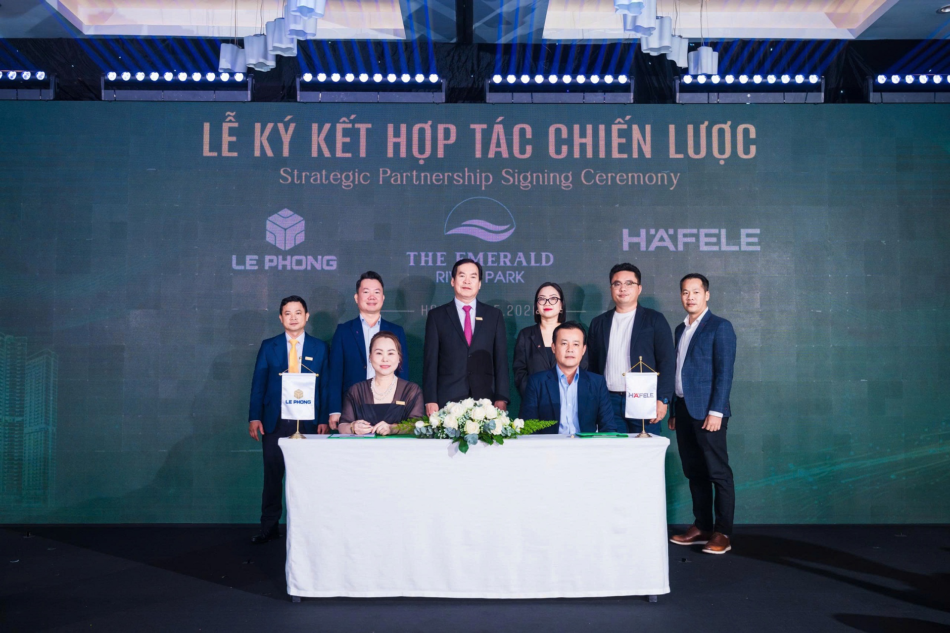 Ký kết Lê Phong cùng Công ty TNHH Hafele Việt Nam