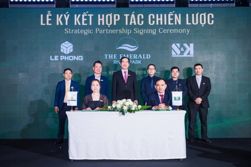 Ký kết Lê Phong cùng CTCP Thiết kế Xây dựng S&K (tư vấn giám sát),